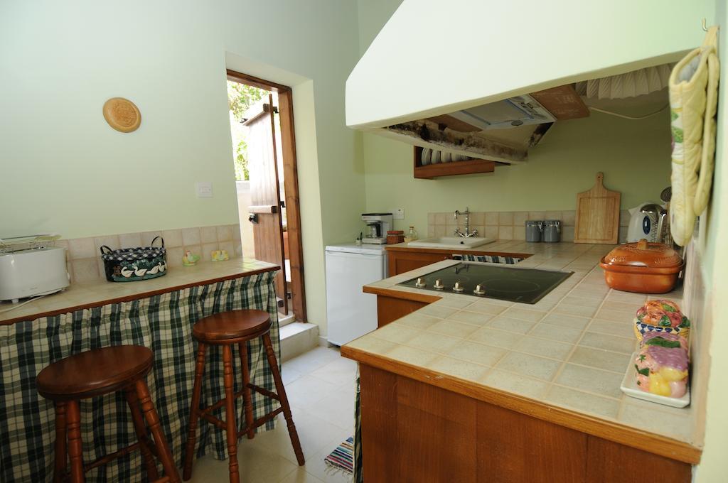 Vasilion Agrotourism Villa Polis Værelse billede